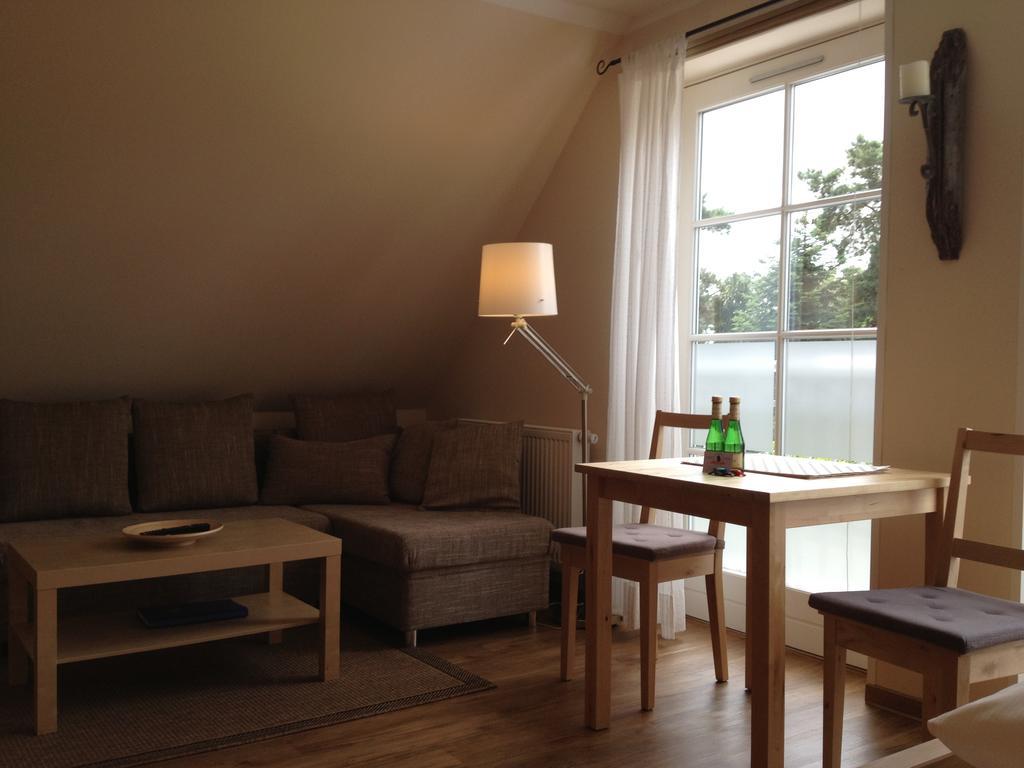 Haus Stoertebeker Appartements - Hotel Garni, Seebad 루브민 객실 사진