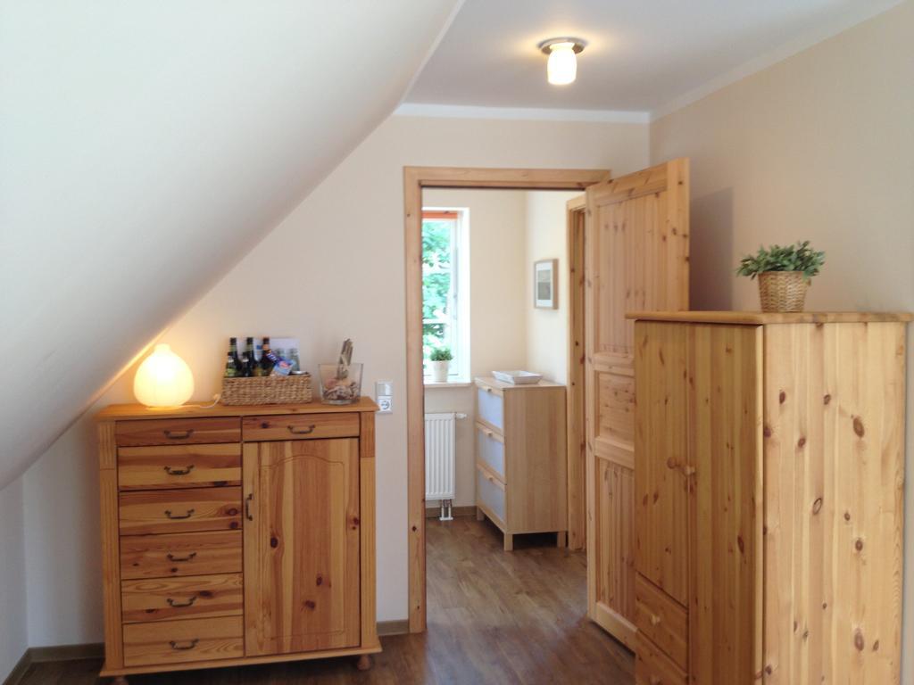 Haus Stoertebeker Appartements - Hotel Garni, Seebad 루브민 객실 사진