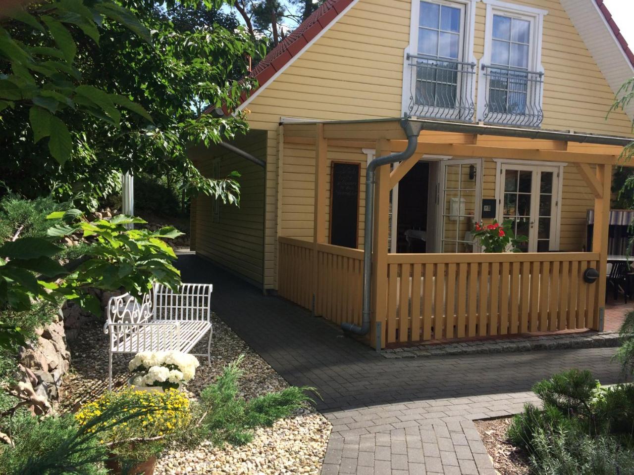 Haus Stoertebeker Appartements - Hotel Garni, Seebad 루브민 외부 사진